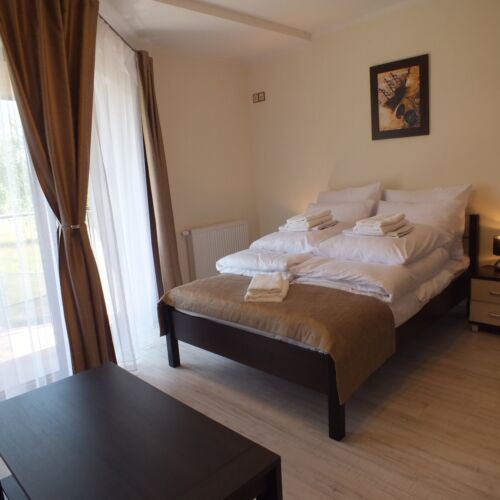 2-Zimmer-Apartment für 4 Personen Obergeschoss mit Balkon