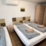 Apartament 4-osobowy Standard z własną kuchnią z 2 pomieszczeniami sypialnianymi