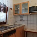 Apartman s balkónem s klimatizací pro 4 os. se 2 ložnicemi