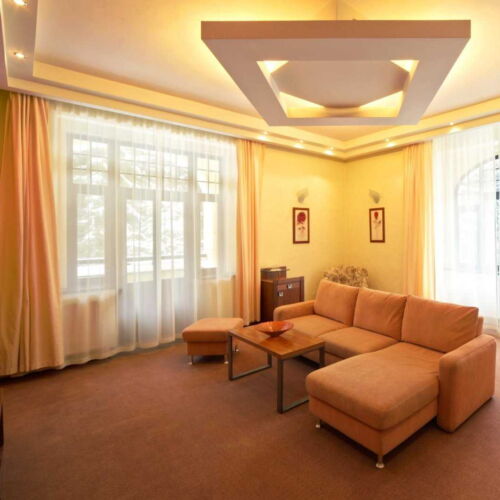 Apartman s balkónem  s manželskou postelí s 1 ložnicí (s možností přistýlky)