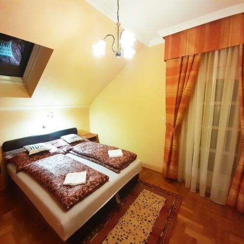 Apartament cu balcon cu vedere spre munte cu 2 camere pentru 6 pers.