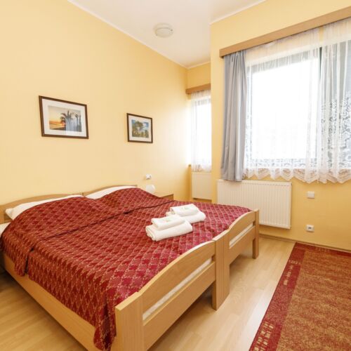 Pokój 2-osobowy na piętrze Standard (możliwa dostawka)