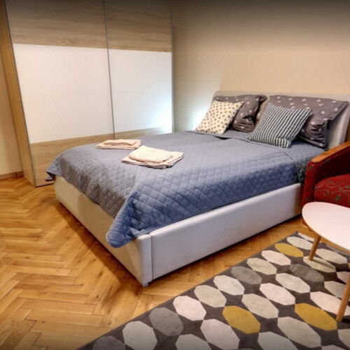 Apartament cu duș cu bucătărie proprie pentru 2 pers.