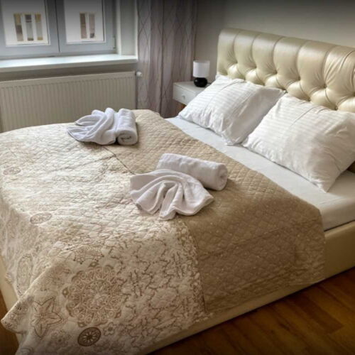 Apartman se sprchou s balkónem pro 4 os. (s možností přistýlky)