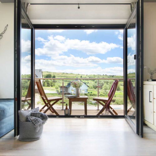 Apartman se sprchou s privátní koupelnou mimo apartmán pro 2 os. (s možností přistýlky)