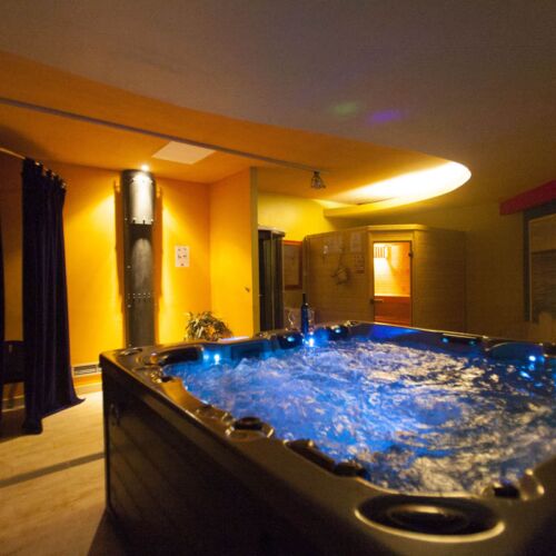 Whole House Barrier Free Villa for 20 Persons