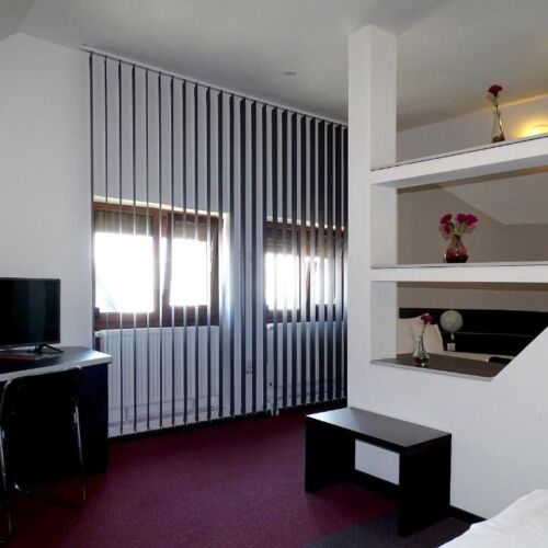 Camera cvadrupla tourist