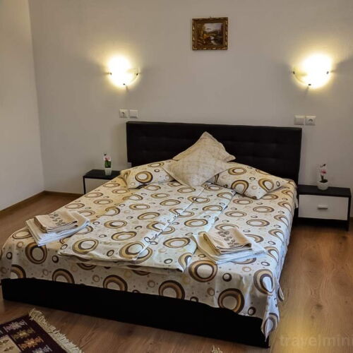 Camera dubla (se poate solicita pat suplimentar)