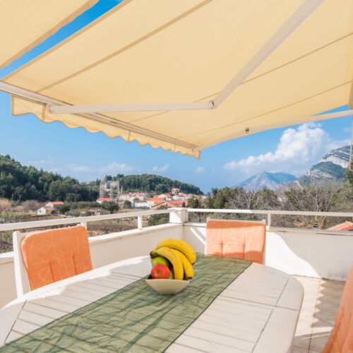 Apartament 5-osobowy z klimatyzacją z tarasem z 2 pomieszczeniami sypialnianymi A-4574-a