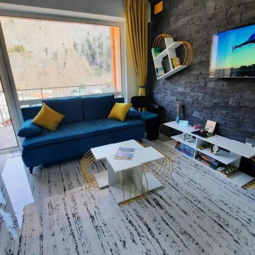 Apartament 6-osobowy Deluxe z balkonem z 1 pomieszczeniem sypialnianym