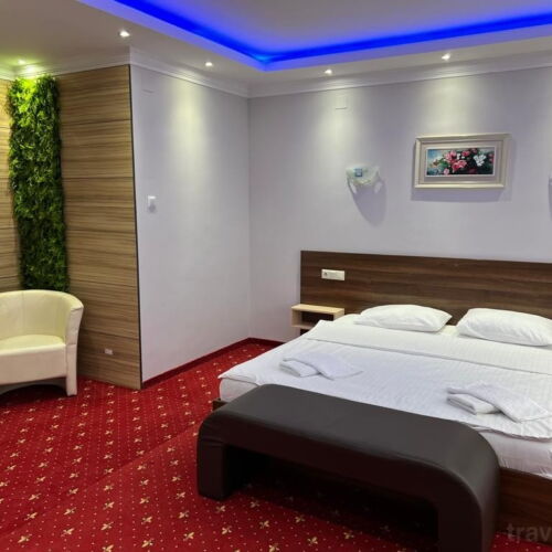 Apartman s balkónem s klimatizací s manželskou postelí s 1 ložnicí