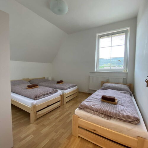 Apartment for 9 Persons with Shower and Kitchen