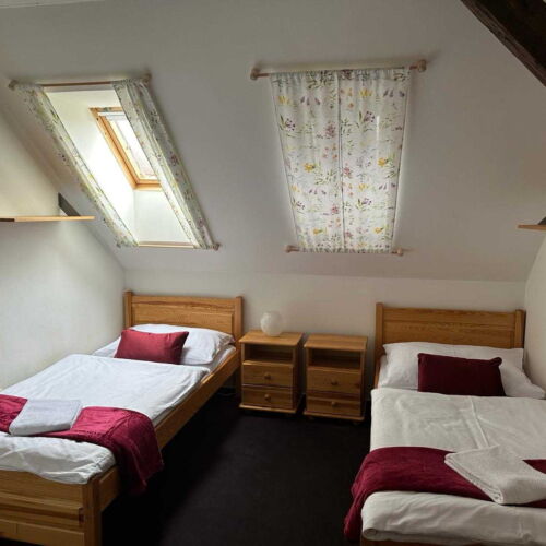 Standard Pokoj se sprchou pro 2 os.