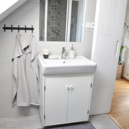 Apartament cu duș cu bucătărie proprie pentru 6 pers.