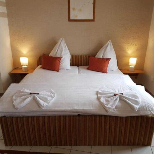 Pokoj se sprchou  pro 2 os.