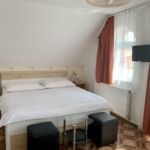 Classic Upstairs 1-Room Apartment for 2 Persons (extra bed available)