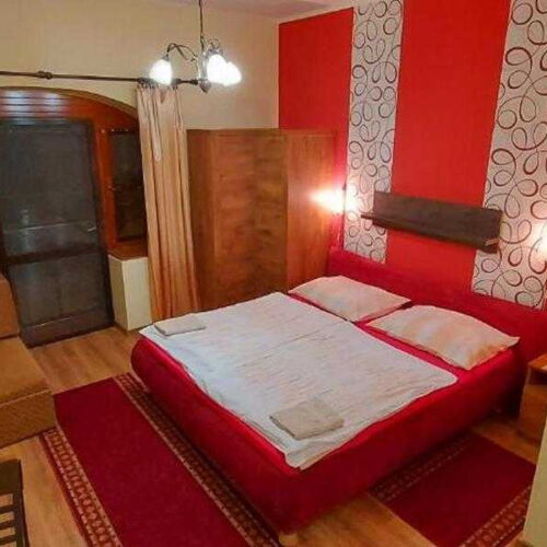 Twin Room with Shower and Kitchenette (extra bed available)