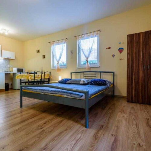 Quadruple Room with Shower and Kitchenette