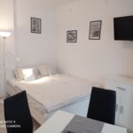 Upstairs Grand 1-Room Apartment for 3 Persons