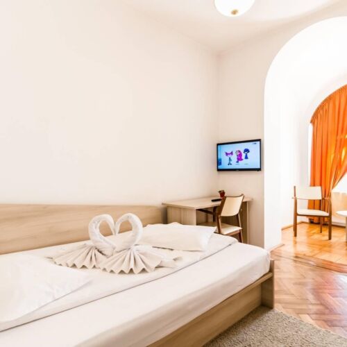 Camera dubla economy cu baie