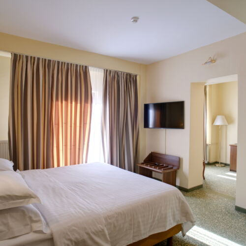 Suita junior la etaj cu 1 camera pentru 2 pers.