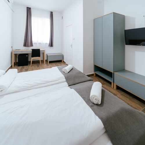 Twin Room 3* Room in a Guest House