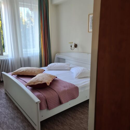 Pokój 2-osobowy na piętrze z łazienką