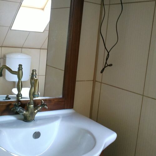 Camera cvadrupla family cu baie