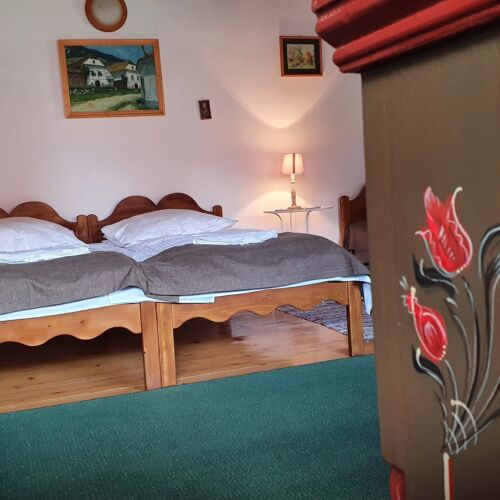 Camera cvadrupla family cu terasă