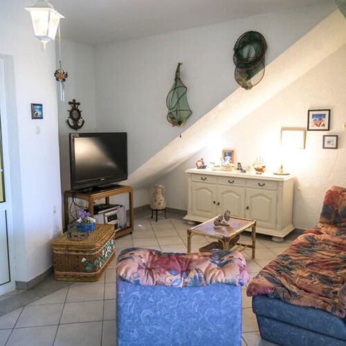 Casă de vacanță cu vedere spre mare pentru 8 pers. (se inchirieaza doar integral)