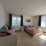Emeleti Családi 5 fős apartman 3 hálótérrel (pótágyazható)