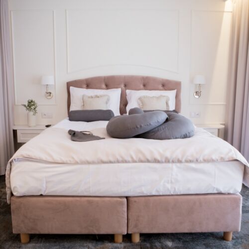 Apartament la etaj cu vedere spre lac cu 1 camera pentru 2 pers.