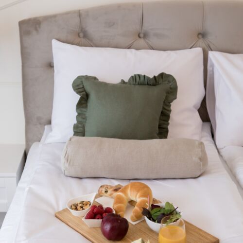 Apartament la etaj cu vedere spre lac cu 1 camera pentru 2 pers.