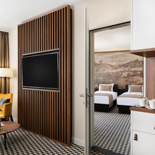 2-Room Family Apartment for 4 Persons connecting