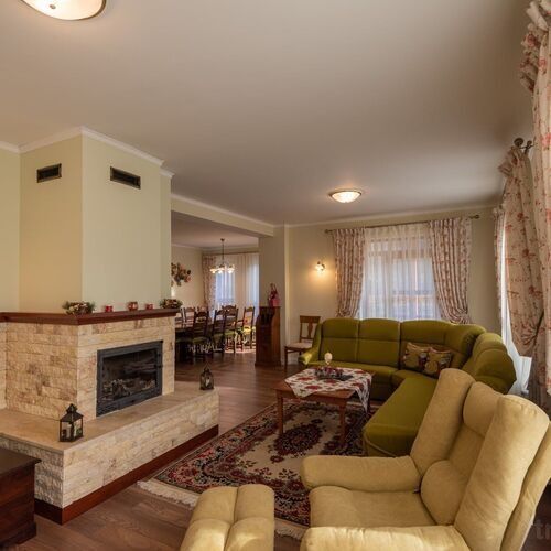 Casă de vacanță pentru 10 pers. (se inchirieaza doar integral)