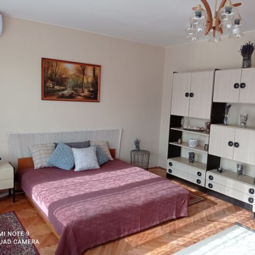 Letní dům (jako celek) s klimatizací pro 10 os. celý Dům