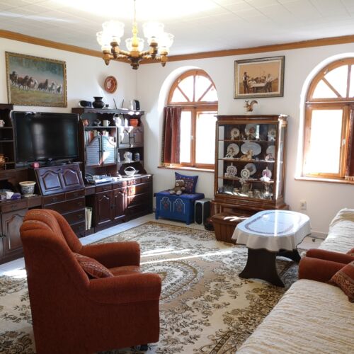 Garden View Ground Floor Weekend House for 6 Persons (extra bed available)