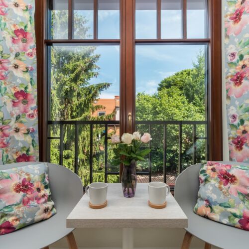 Pokój 2-osobowy na piętrze z widokiem na ogród