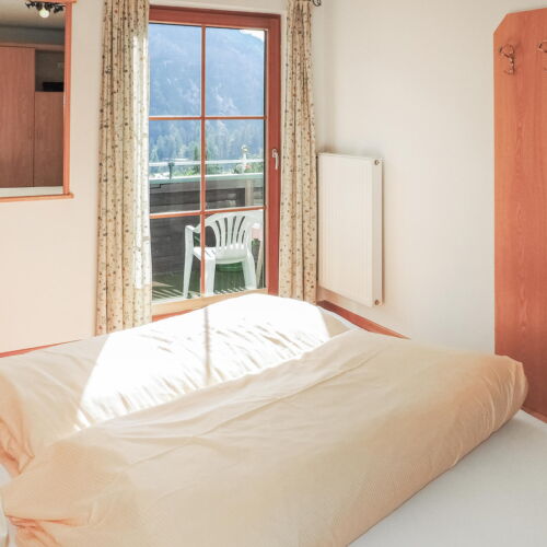 Apartament pentru 5 pers. (se inchirieaza doar integral)