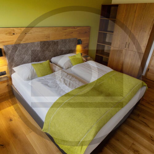 Apartament pentru 8 pers. (se inchirieaza doar integral)