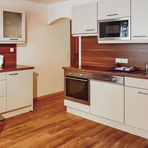 Apartament pentru 4 pers. (se inchirieaza doar integral)