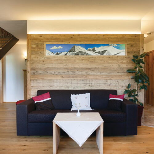 Apartament pentru 8 pers. (se inchirieaza doar integral)