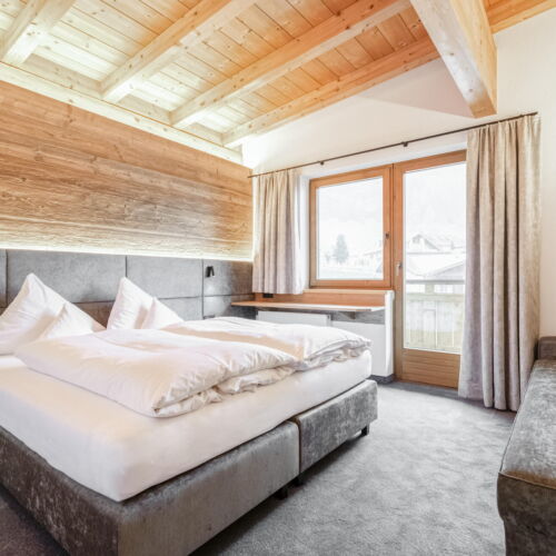 Apartament pentru 4 pers. (se inchirieaza doar integral)