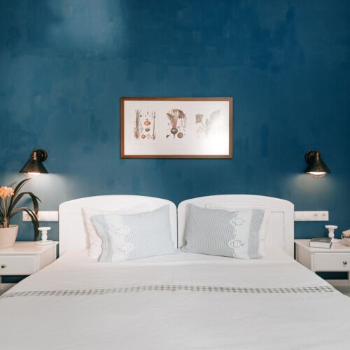 Design Pokoj s manželskou postelí s výhledem do zahrady