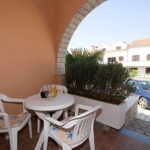 Apartament la parter cu 3 camere pentru 6 pers.