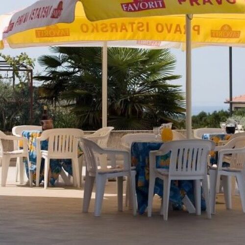 Apartament la etaj cu 2 camere pentru 4 pers.