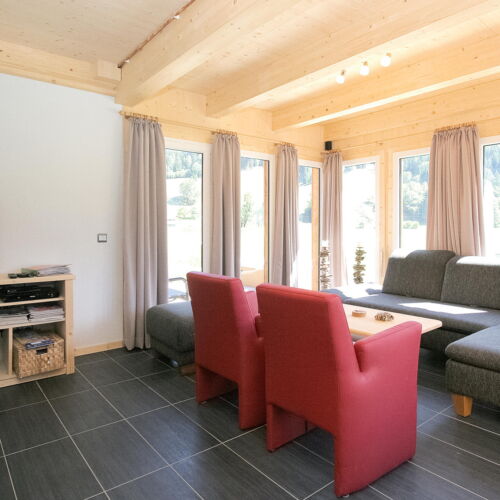 Casă de vară pentru 9 pers. (se inchirieaza doar integral)