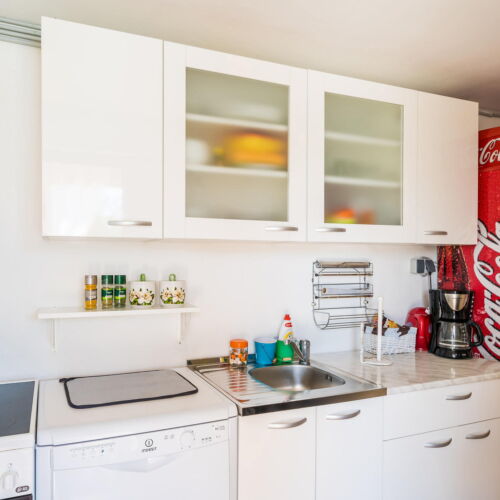 Casă de vară pentru 10 pers. (se inchirieaza doar integral)