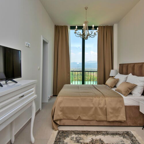 Casă de vară pentru 17 pers. (se inchirieaza doar integral)