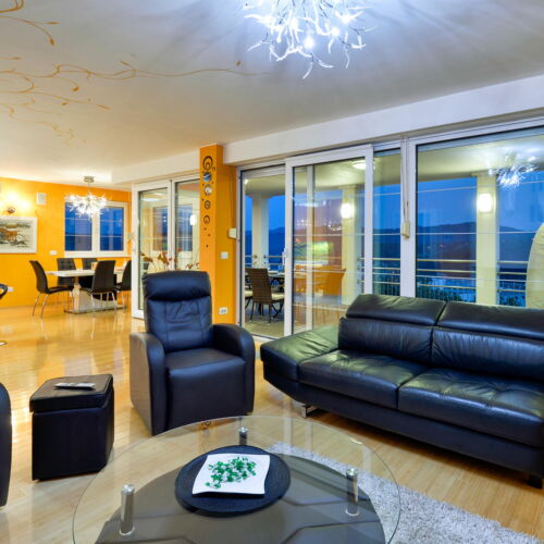 Summer House for 11 Persons